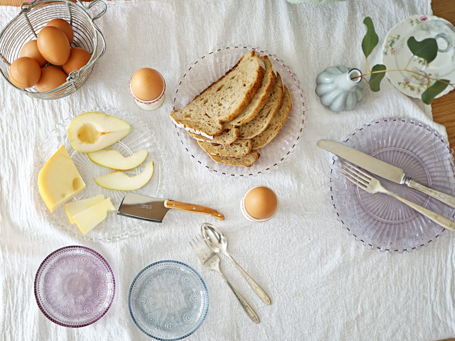 Annette Glass Dessert Plates