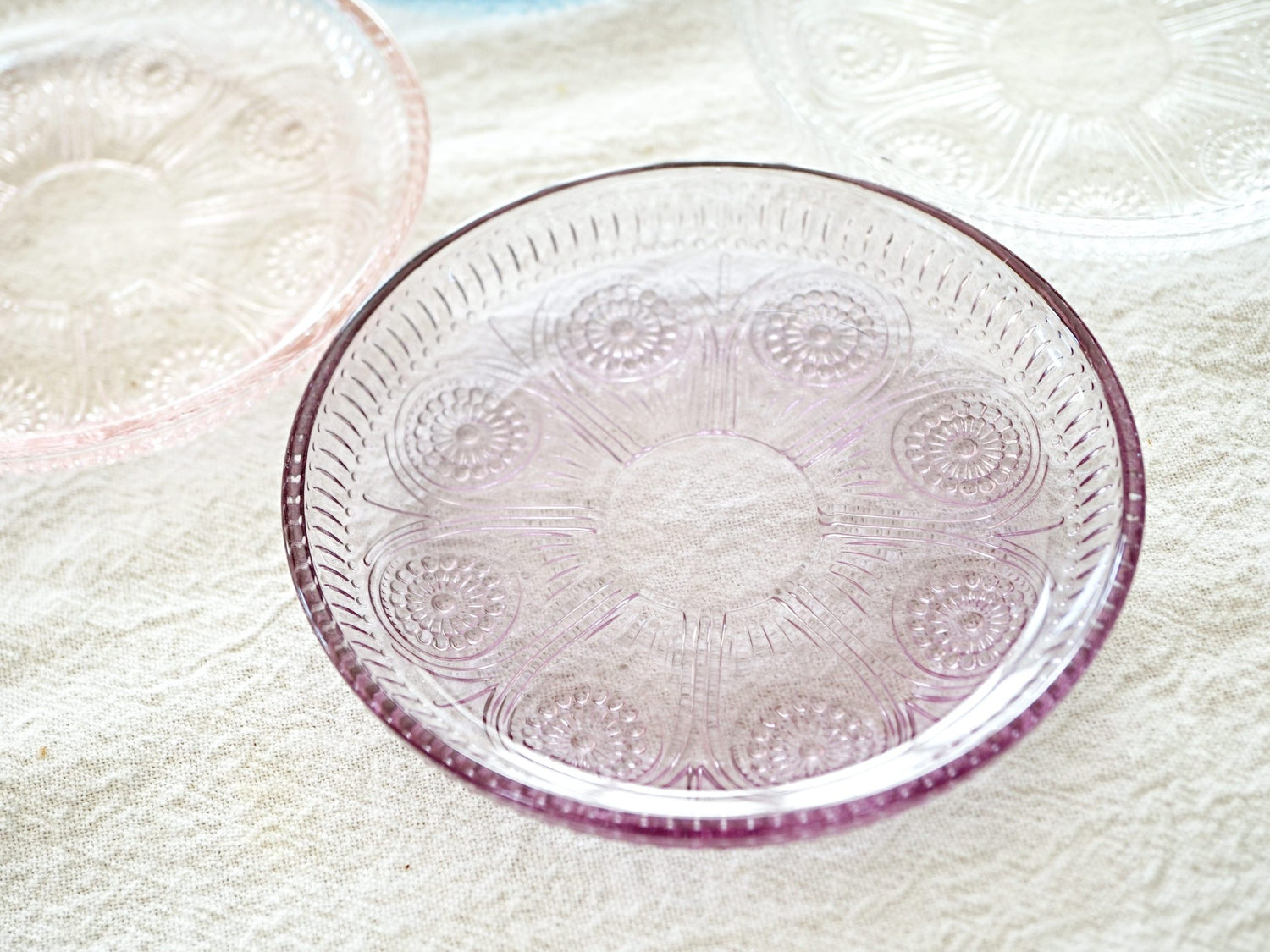 Annette Glass Dessert Plates