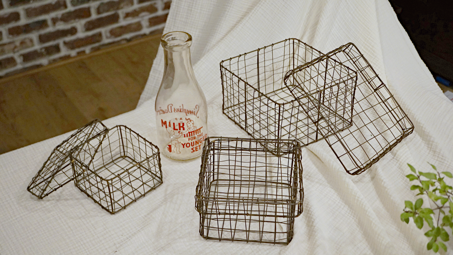 Nesting wire basket with lid set of 3