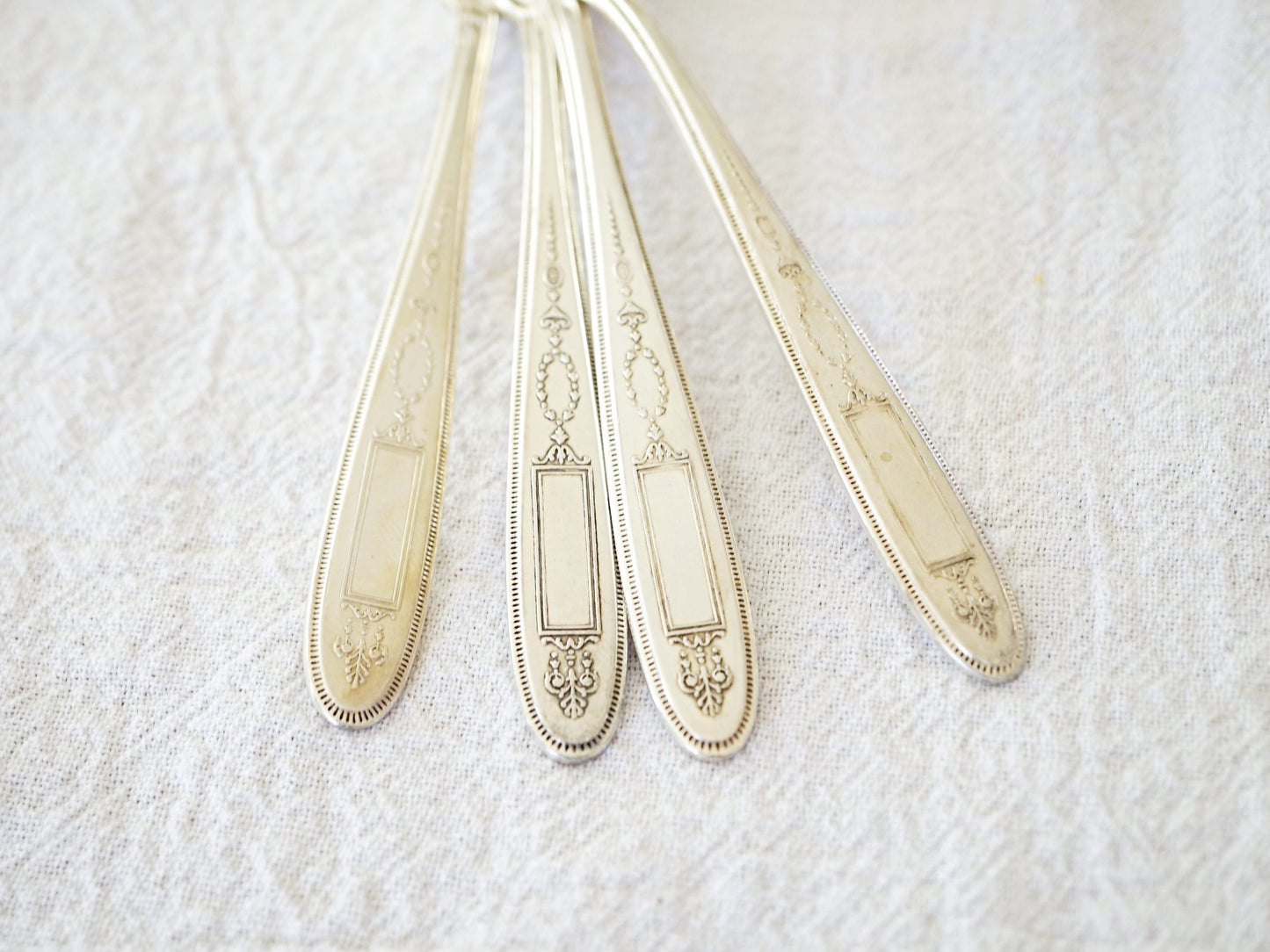 Marie Dessert Spoon set of 4