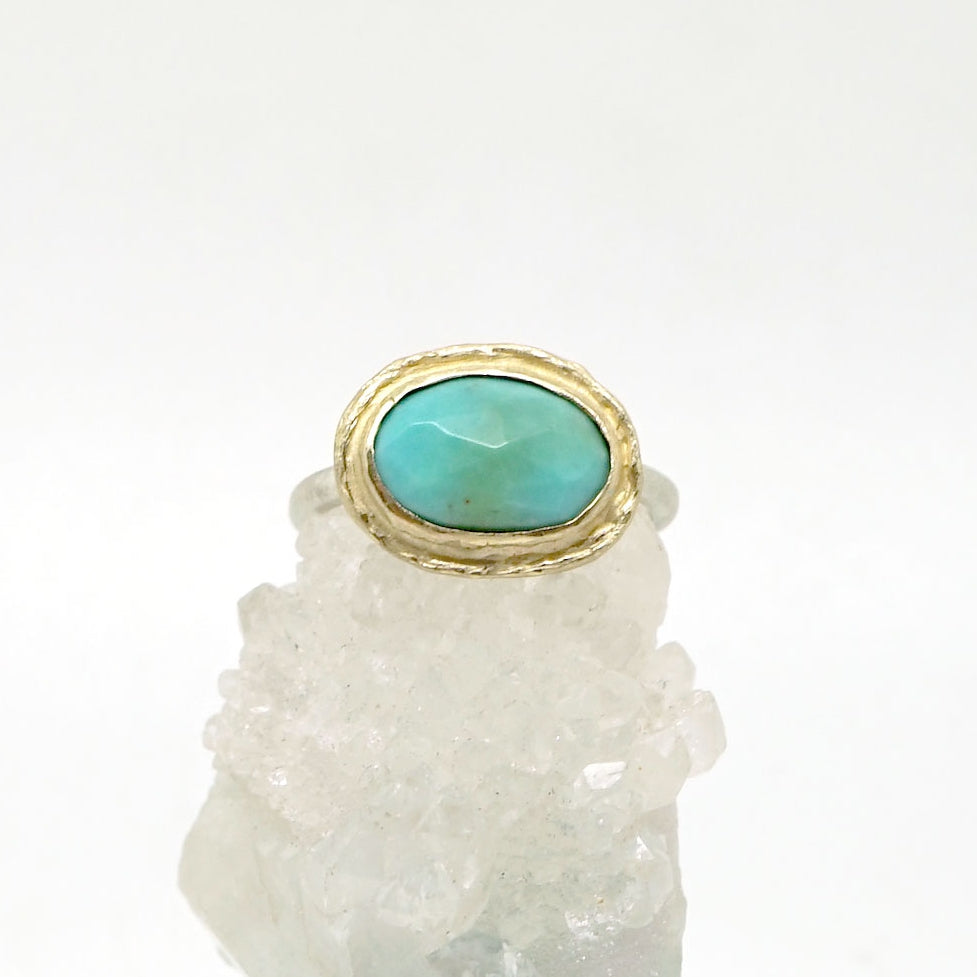 Silverwillow Blue Eye Ring in 14k solid gold